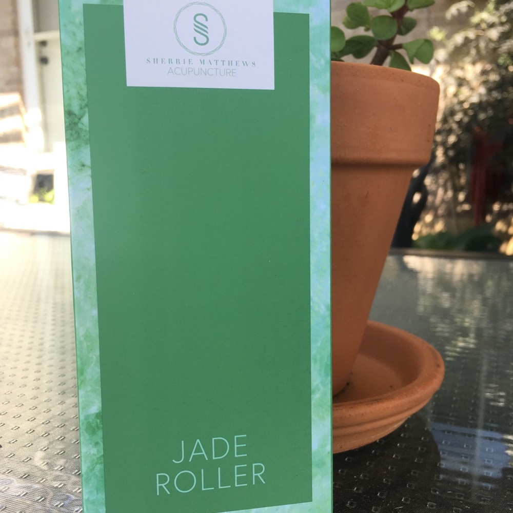 Jade Roller